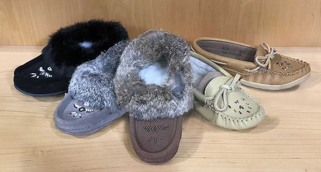 Ladies discount moccasins canada